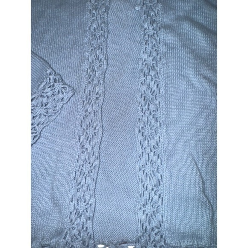 First Issue Liz Claiborne Light Blue Knit Cropped Cardigan Sweater M - Picture 3 of 4